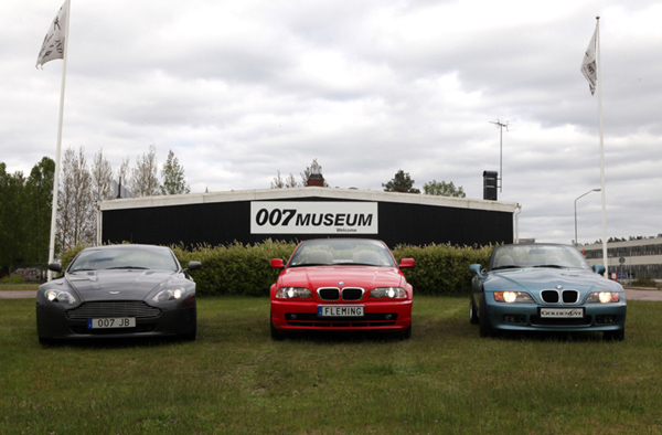 007museum_aston7.jpg