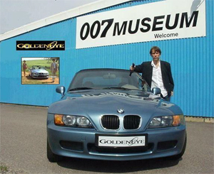 BMW  Z3  GOLDENEYE  007  MUSEUM.  James Bond alias Gunnar Schäfer