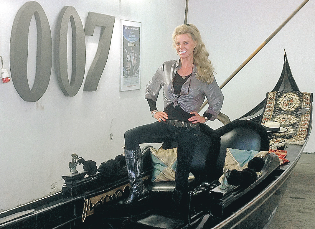 Bondgirl from Octopussy 1983  Kristina Wayborn  Britt-Inger Johansson, with James Gunnar Schfer  Bond in James Bond 007 Museum Sweden Nybro, here with La Gondola from Moonraker 1979.