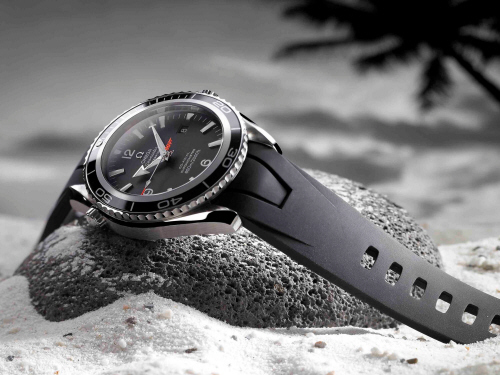 omega seamaster planet ocean james bond