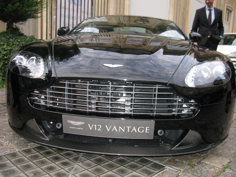 Aston Martin Vantage V12 Kpenhamn