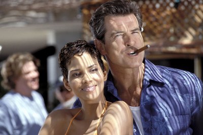 Halle Berry as JINX with James Bond Pierce Brosnan