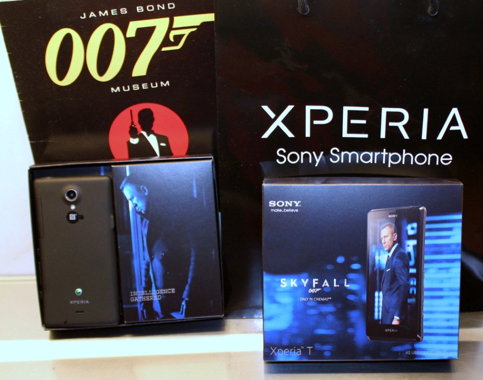 Raar klap toespraak Sony Xperia T is James Bond phone in Skyfall